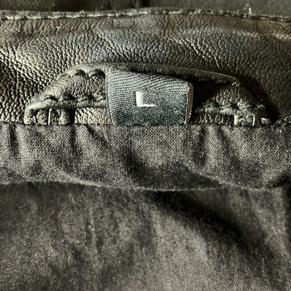 Men’s New Rebel black leather motorcycle jacket. Size L - Picture 3 of 7